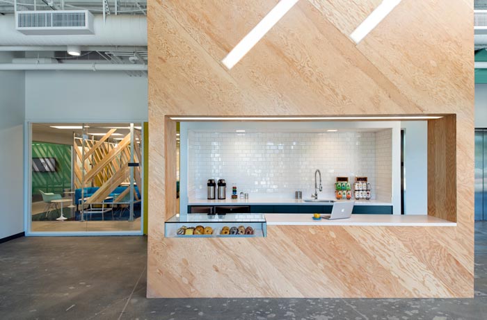 APP開發(fā)公司辦公室茶水間裝修設計案例效果圖