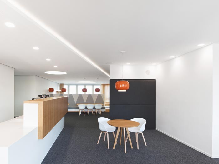 軟件開發(fā)公司辦公室前臺裝修設(shè)計案例效果圖