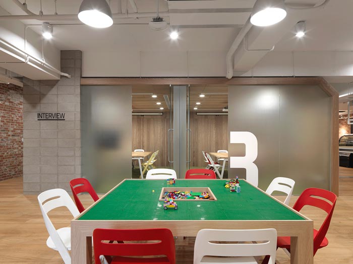 動漫公司工業風辦公室裝修設計案例效果圖