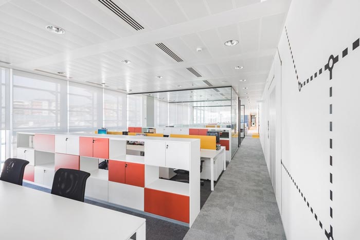 貸款服務機構辦公室過道裝修設計案例效果圖