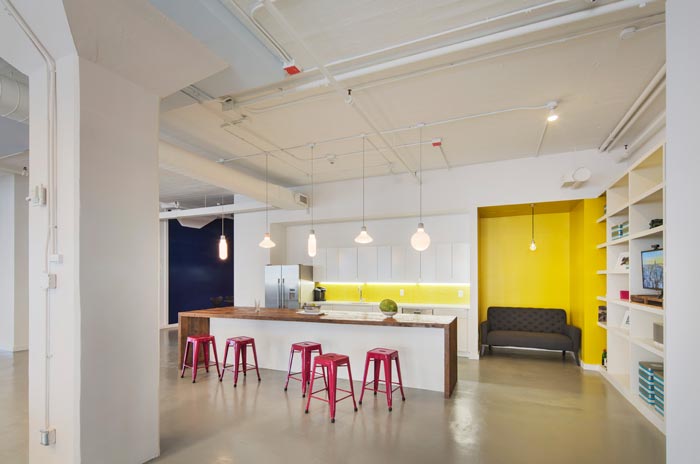 創意營銷公司辦公室茶水間裝修設計案例效果圖