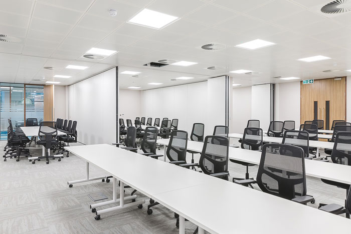 科技公司現(xiàn)代簡約辦公室辦公區(qū)裝修設計案例效果圖