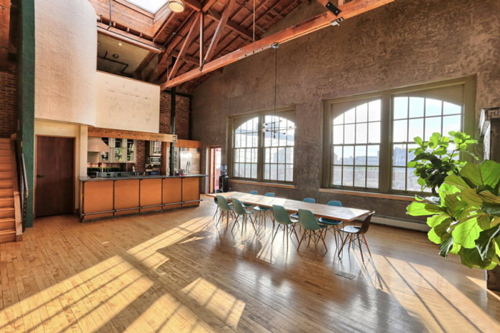 科技公司loft風(fēng)格辦公室接待區(qū)裝修設(shè)計(jì)案例效果圖