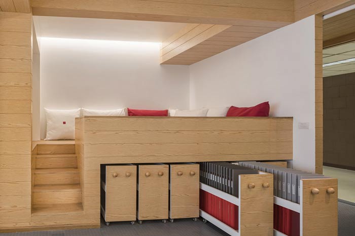 IT創業公司辦公室閱讀區裝修設計案例效果圖