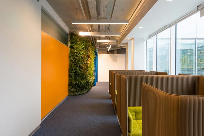 科技信息公司辦公室交流區裝修設計案例效果圖