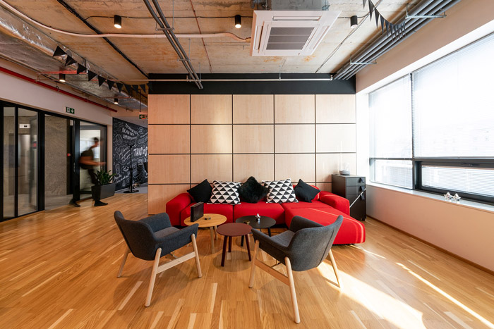 軟件開發公司辦公室進門區設計效果圖