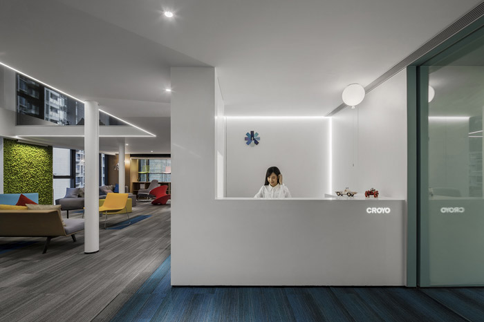 兩層辦公空間前臺(tái)裝修設(shè)計(jì)方案