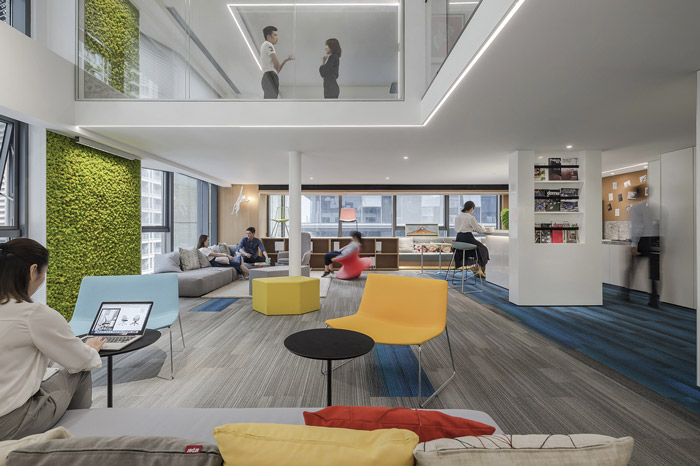 兩層辦公空間交流區(qū)裝修設(shè)計(jì)方案