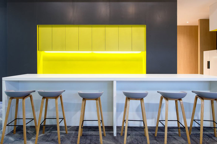 總部辦公樓吧臺裝修效果圖