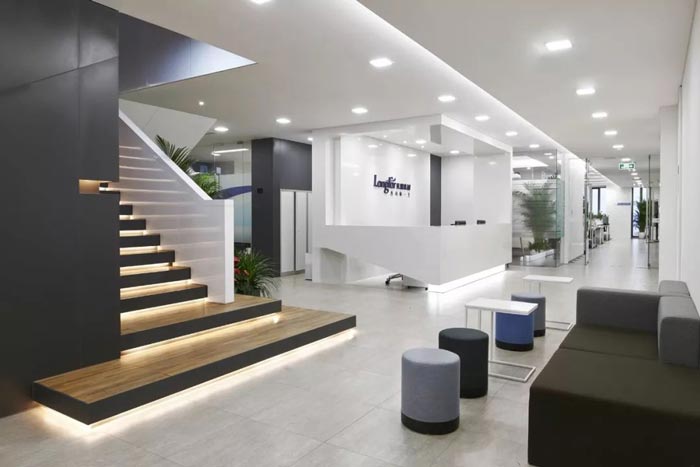 10000平方集團(tuán)辦公室前臺設(shè)計(jì)方案