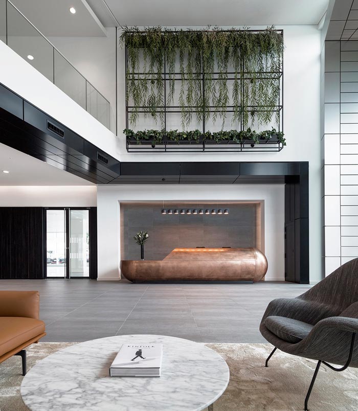 夾層樓辦公室前臺裝修設(shè)計效果圖